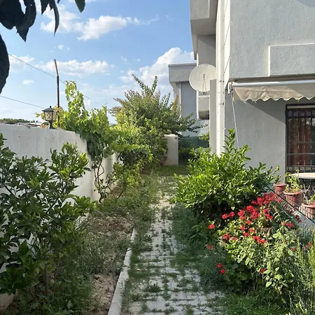 Tueluesah With Own Garden And Fruit Trees, 950m To Beach, 2 Bedrooms *