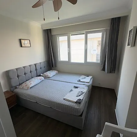 Tueluesah With Own Garden And Fruit Trees, 950m To Beach, 2 Bedrooms * Kusadası
