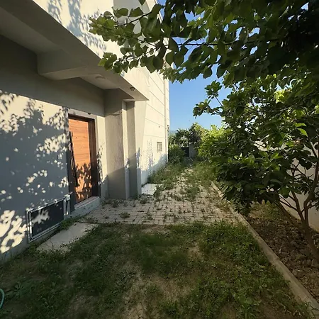 Tueluesah With Own Garden And Fruit Trees, 950m To Beach, 2 Bedrooms Villa