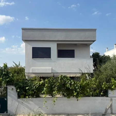 Villa Tueluesah With Own Garden And Fruit Trees, 950m To Beach, 2 Bedrooms *
